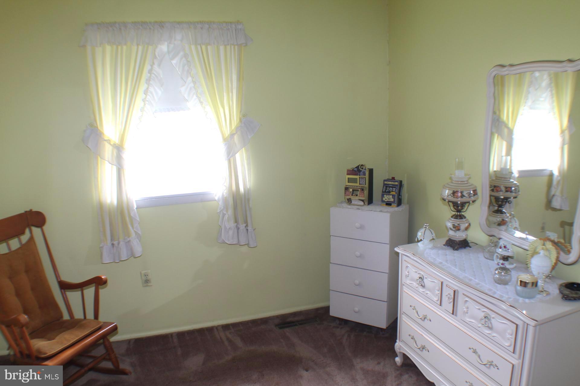 5657 Selford Road Baltimore, MD 21227 - Photo 13 of 23 Bedroom