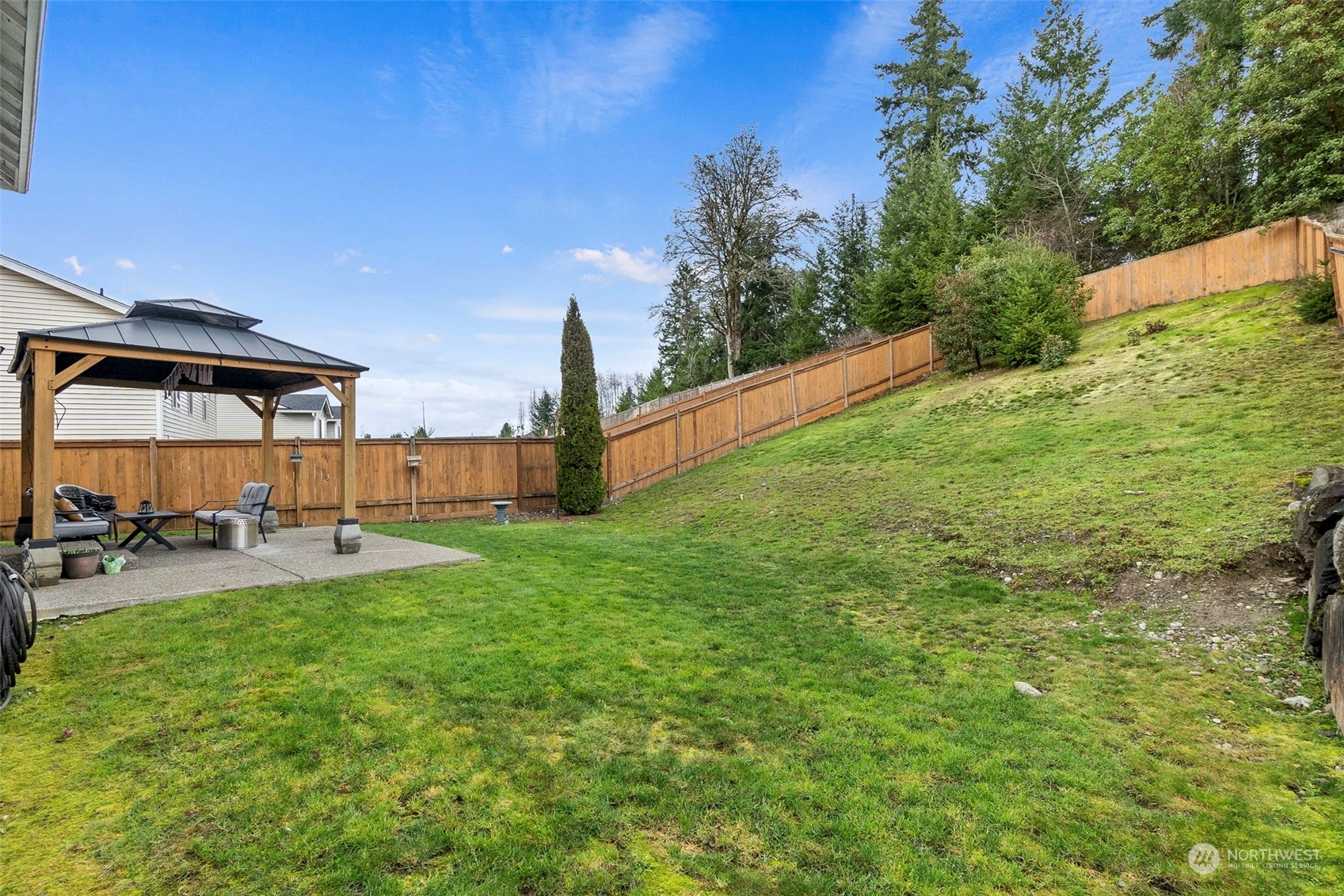 1328 Foreman Road DuPont, WA 98327 - Photo 34 of 37 a view of a backyard with sitting area