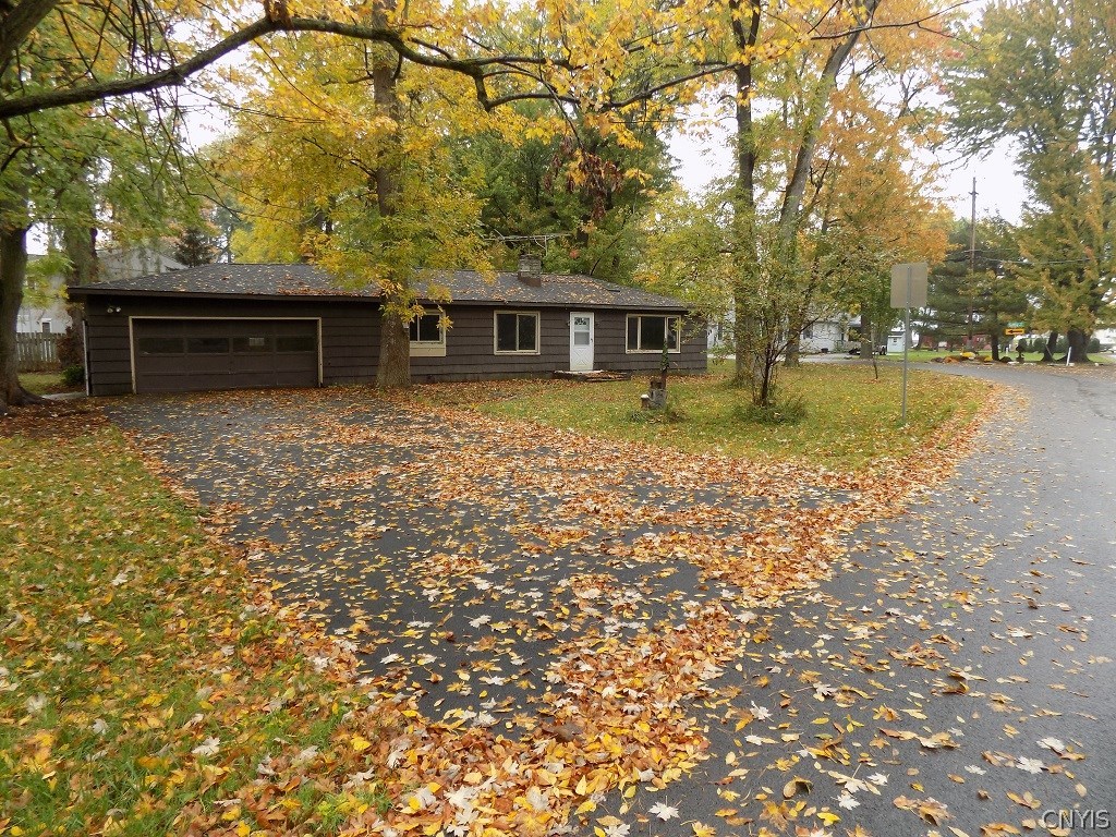 8511 Tuttle Road Cicero, NY 13030 - Photo 1 of 1 So much possibility in this 3 bedroom, 1 1/2 bath