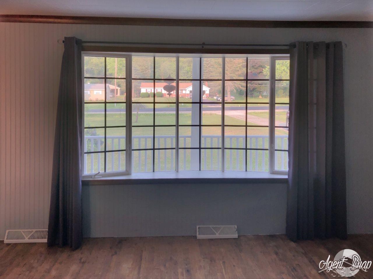 14417 North Bray Road Clio, MI 48420 - Photo 12 of 39 31380926-11.JPG