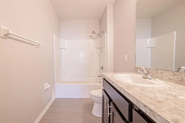 $2,800 | 16858 Secret Meadow Drive, Odessa, FL 33556