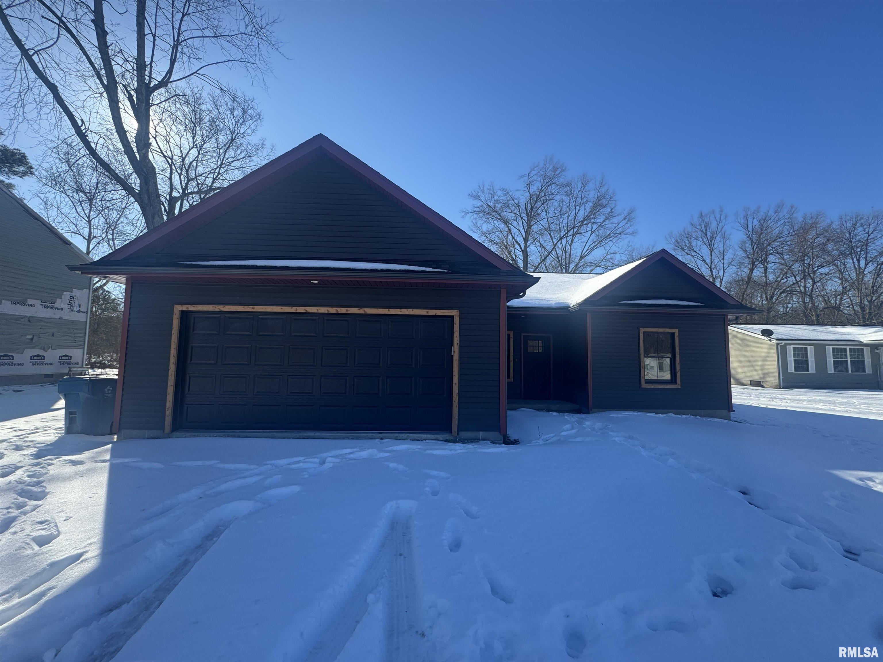 207 Rowatt Street Cambria, IL 62918 - Photo 1 of 13