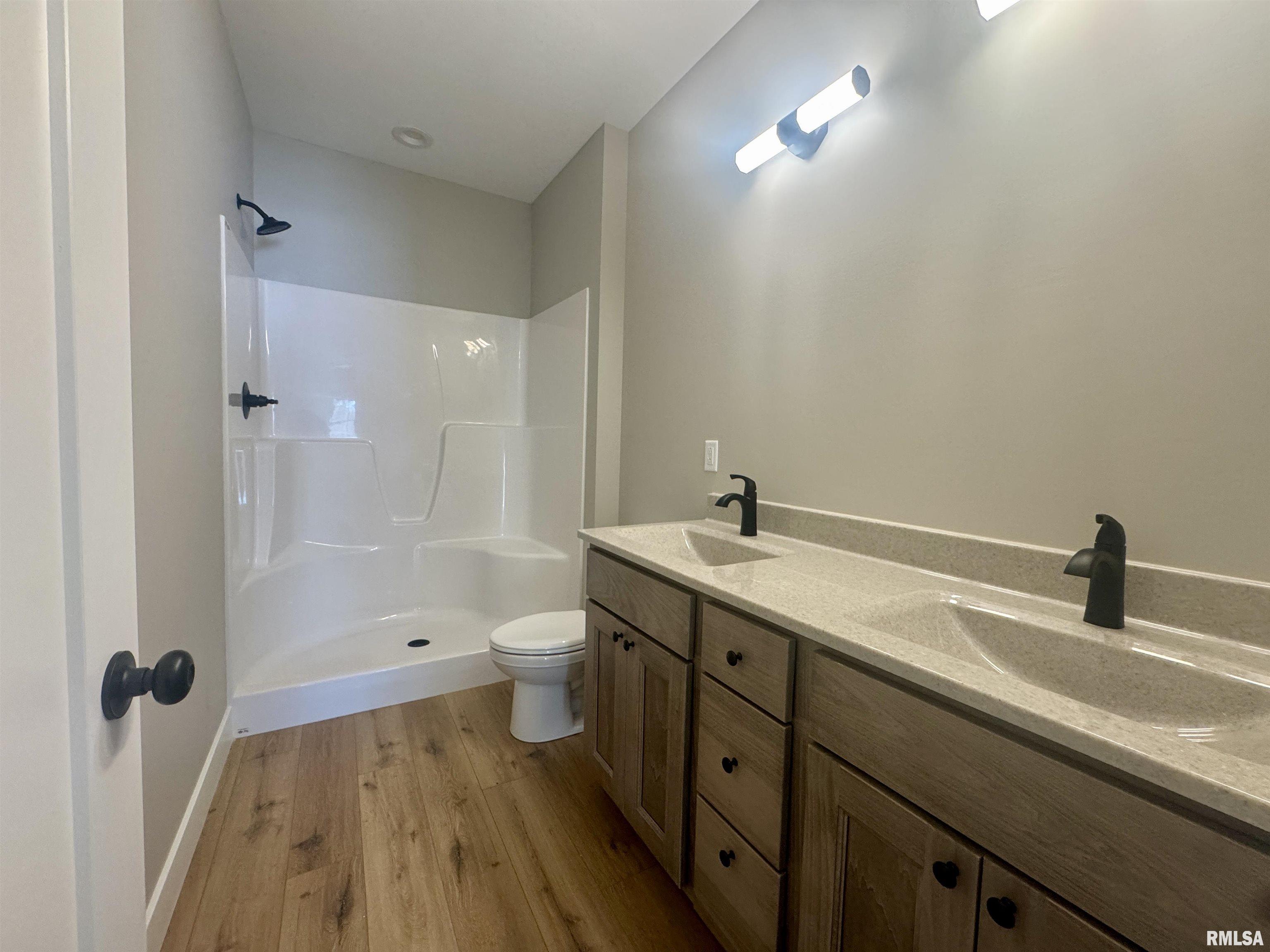 207 Rowatt Street Cambria, IL 62918 - Photo 9 of 13