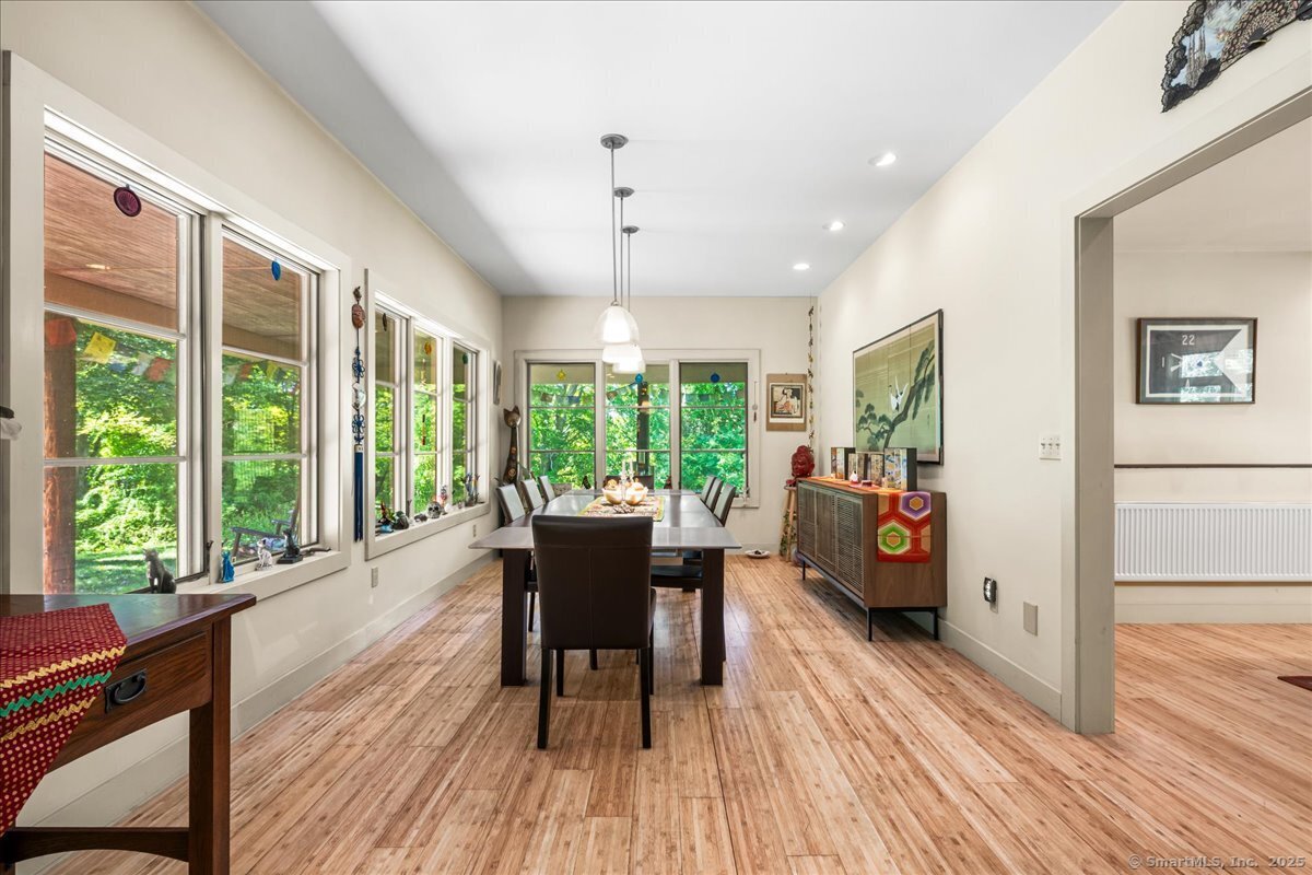 39 Hewitt Road North Stonington, CT 06359 - Photo 11 of 39