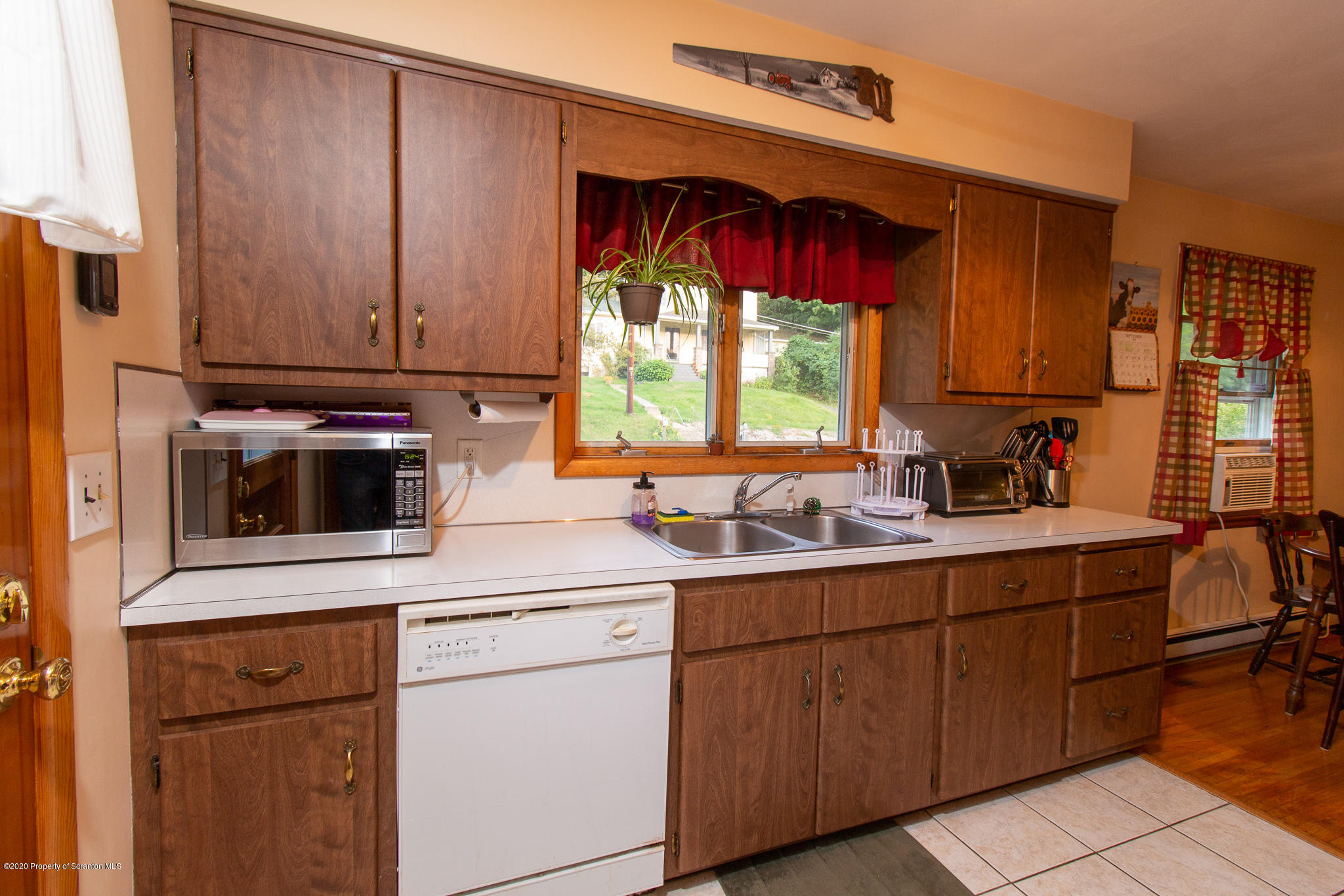 317 Scott Road Clarks Summit, PA 18411 - Photo 10 of 23 Kitchen