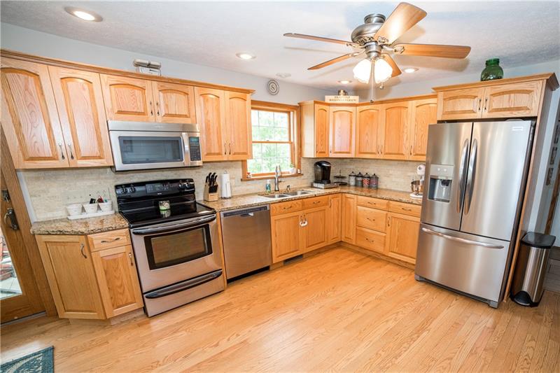 202 Smith Road Hadley, PA 16130 - Photo 4 of 22