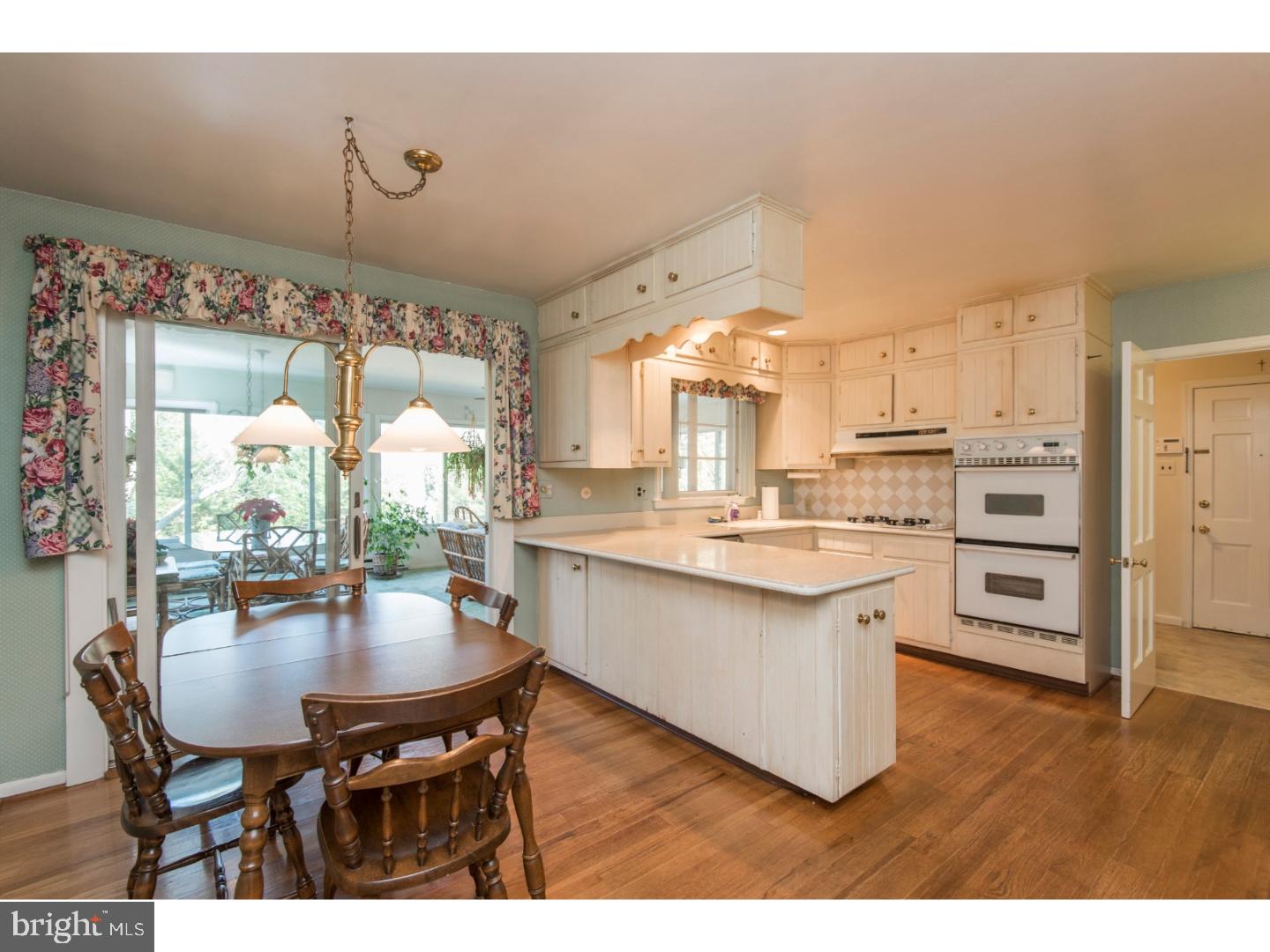 785 Worthington Road Wayne, PA 19087 - Photo 6 of 24 Kitchen