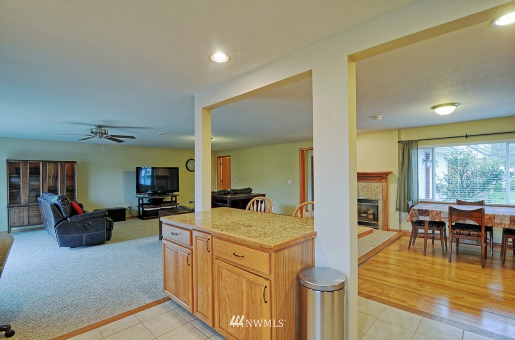 2321 Cedar Road Lake Stevens, WA 98258 - Photo 4 of 22