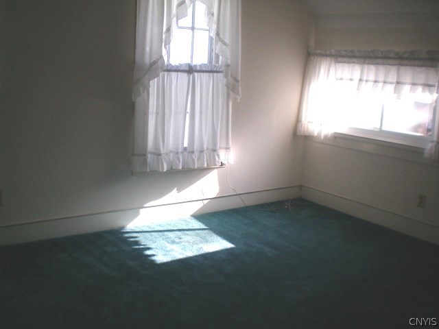 308 Lenox Avenue Oneida, NY 13421 - Photo 6 of 8