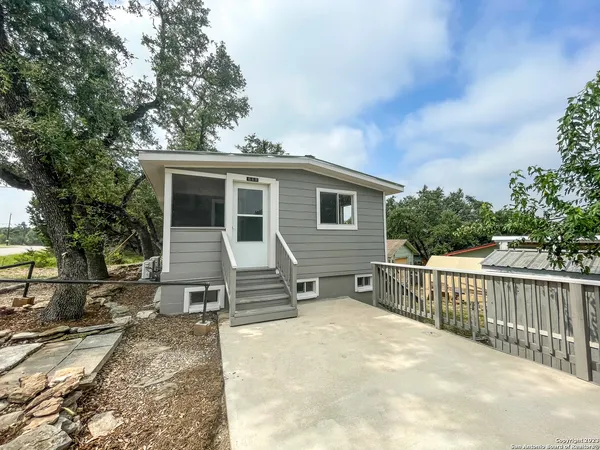 $1,225 | 668 Creekside Drive, Canyon Lake, TX 78133