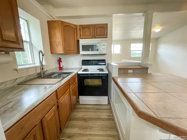 $1,225 | 668 Creekside Drive, Canyon Lake, TX 78133