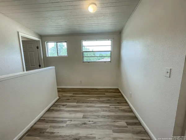 $1,225 | 668 Creekside Drive, Canyon Lake, TX 78133