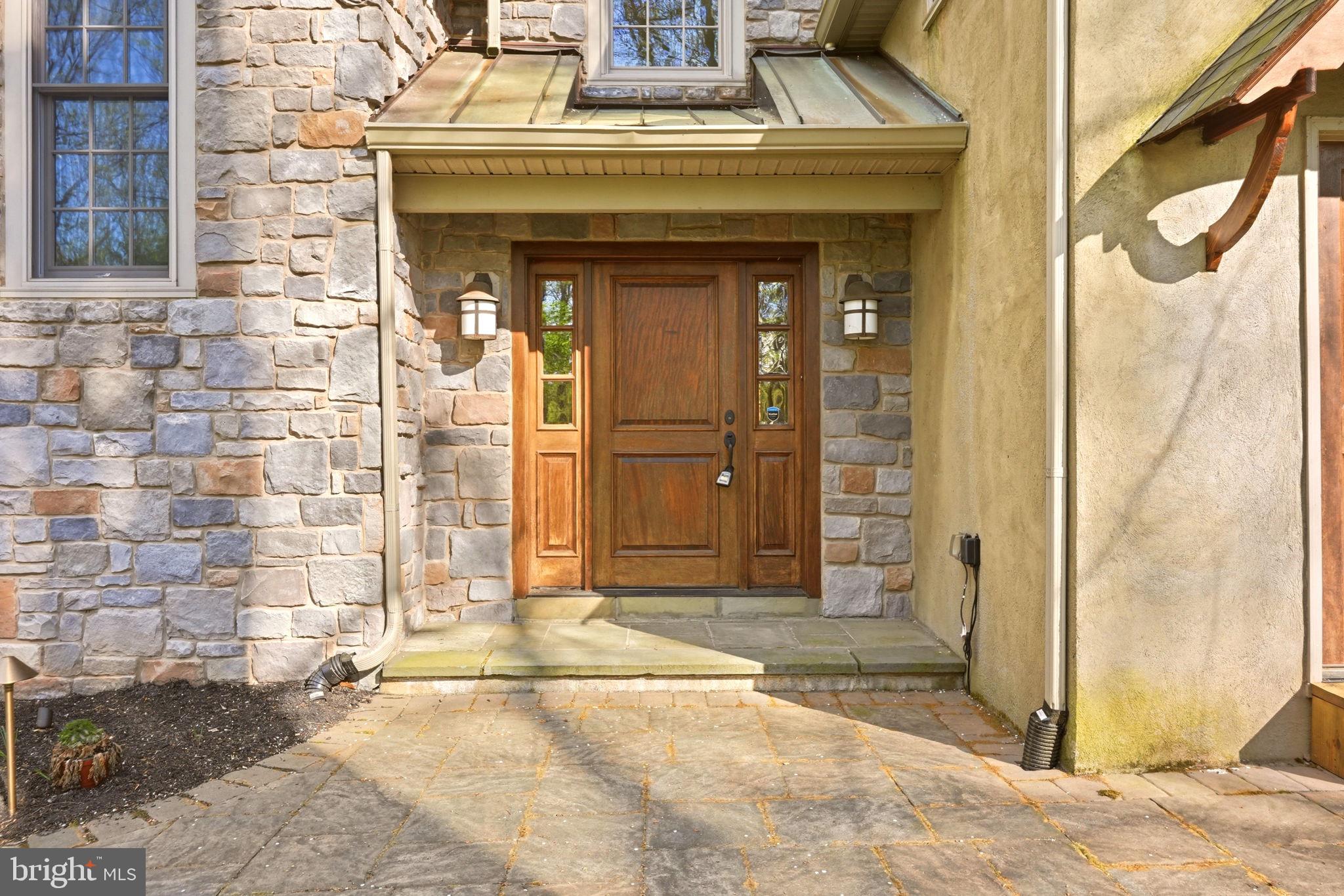 7044 Ely Road New Hope, PA 18938 - Photo 4 of 58
