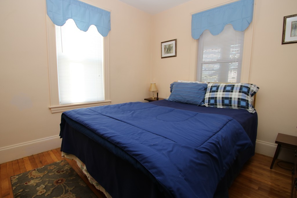22 Dustin Street Saugus, MA 01906 - Photo 13 of 23 Gallery Image 13