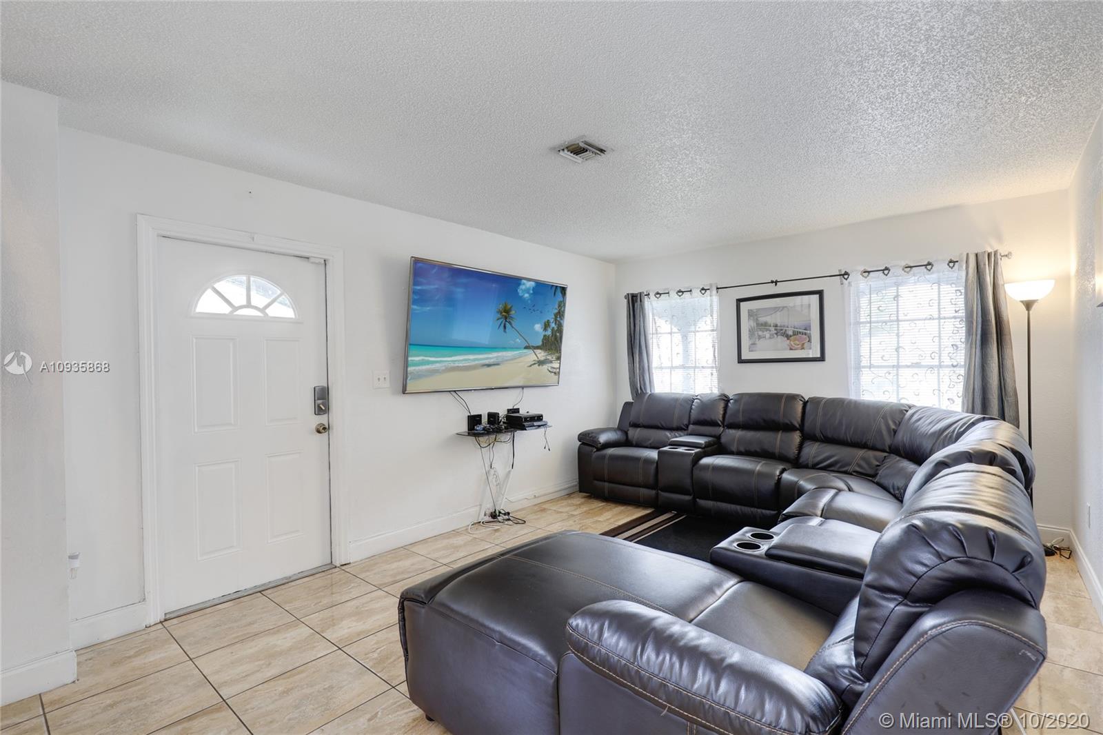 3301 Java Plum Avenue Miramar, FL 33025 - Photo 2 of 28 Gallery Image 2