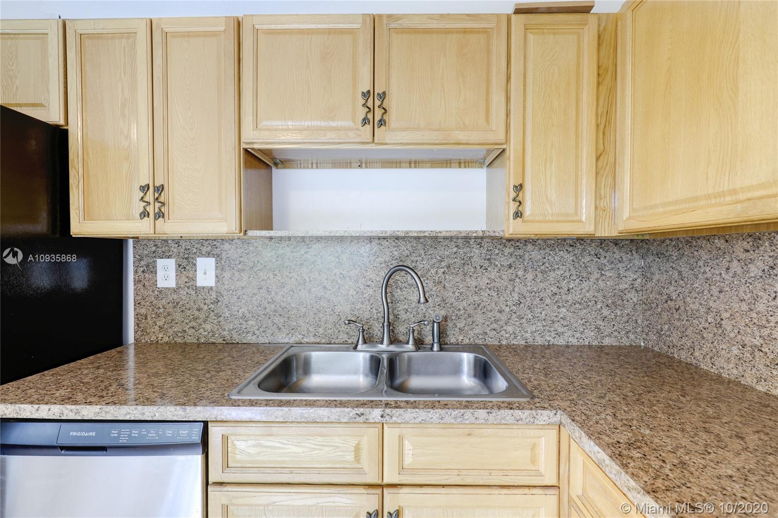 3301 Java Plum Avenue Miramar, FL 33025 - Photo 11 of 28 Gallery Image 11