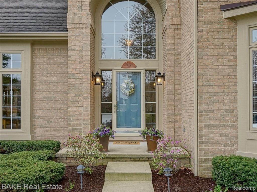48222 Inveraray Road Canton, MI 48188 - Photo 3 of 39