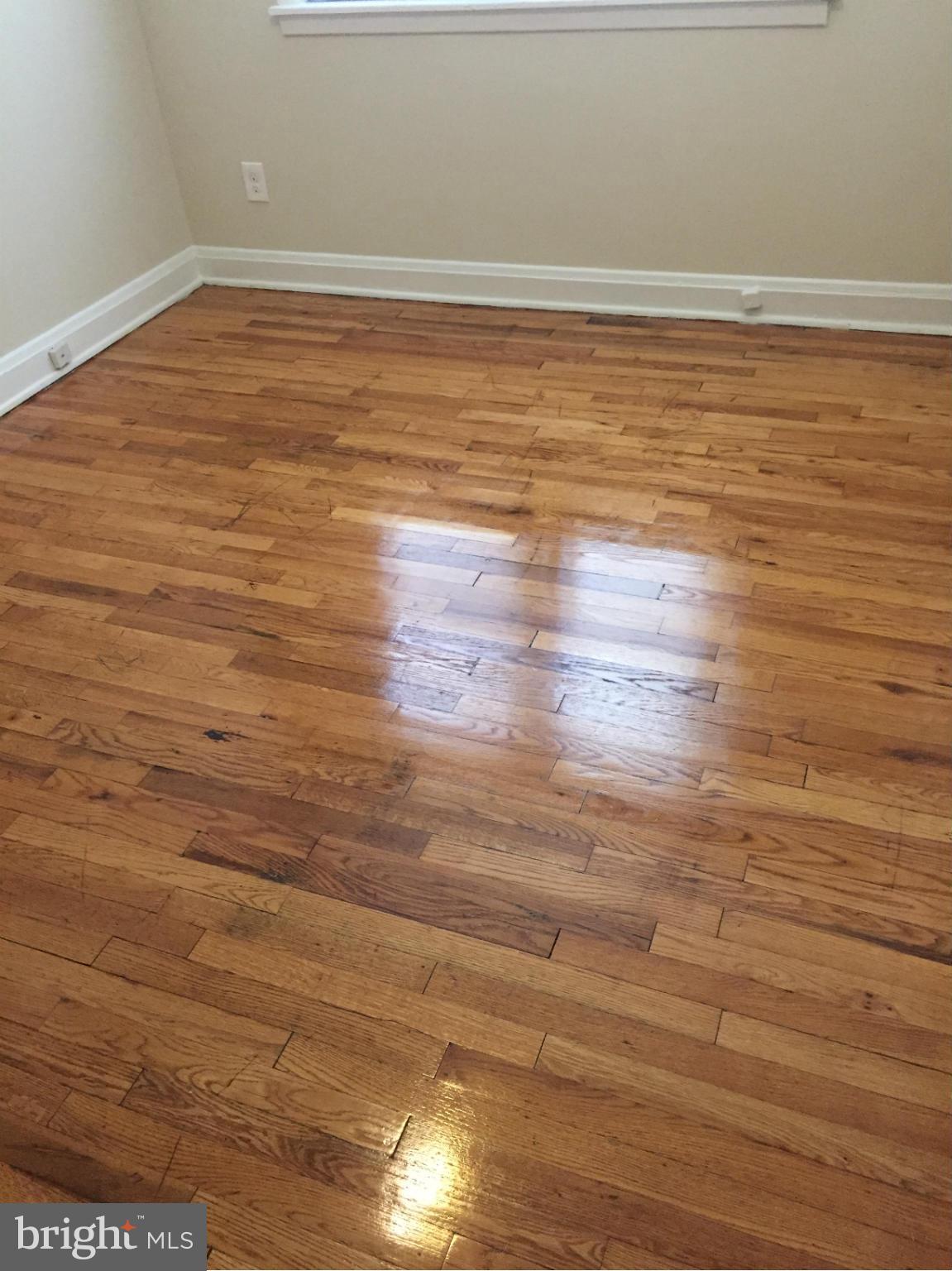 1217 Wicklow Road Baltimore, MD 21229 - Photo 10 of 13 Interior (General)