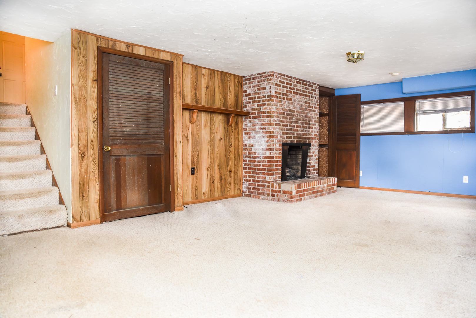 2164 Lowell Park Road Dixon, IL 61021 - Photo 9 of 21