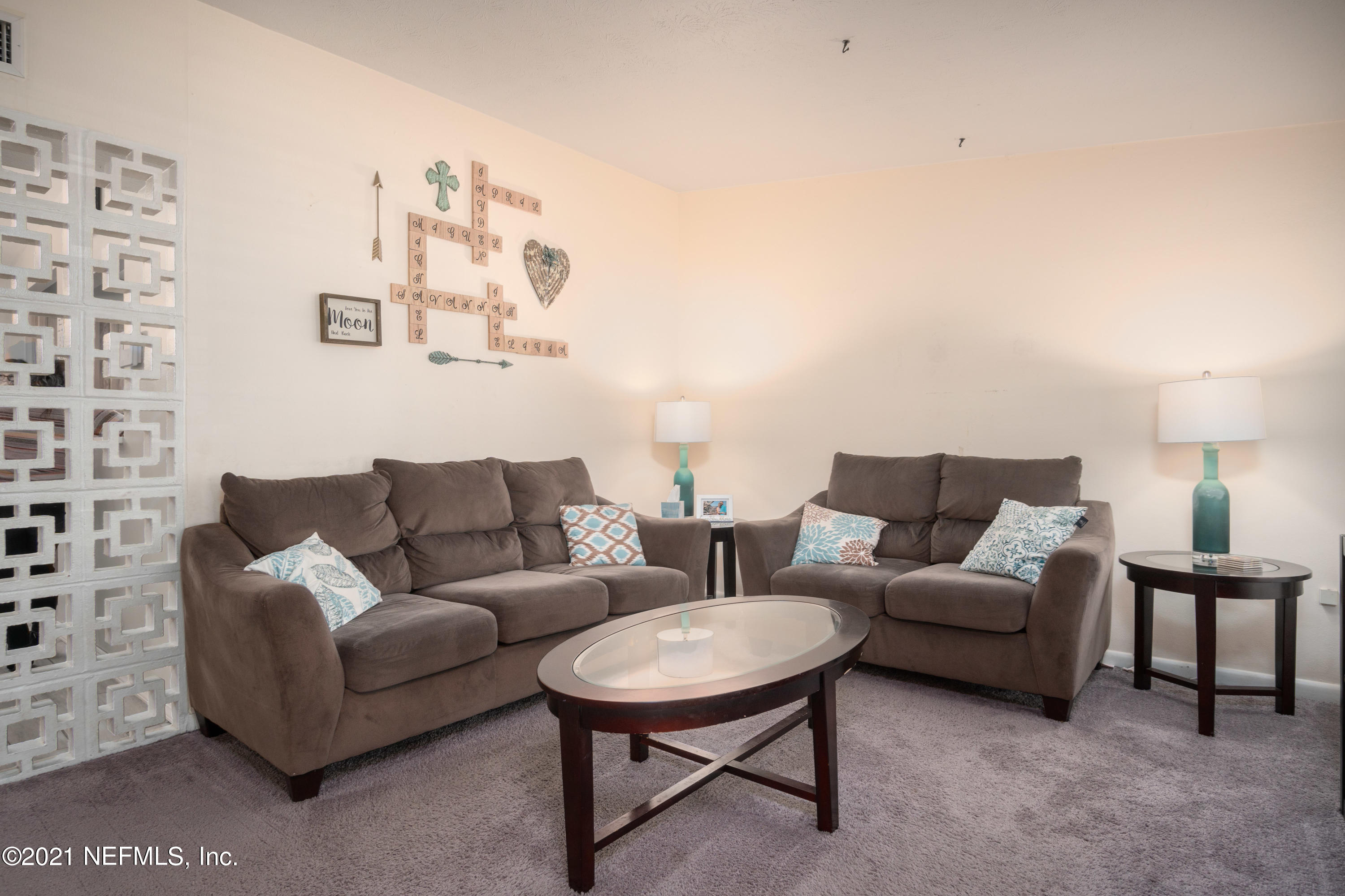 11515 Emuness Road Jacksonville, FL 32218 - Photo 11 of 42 HousePhoto-11