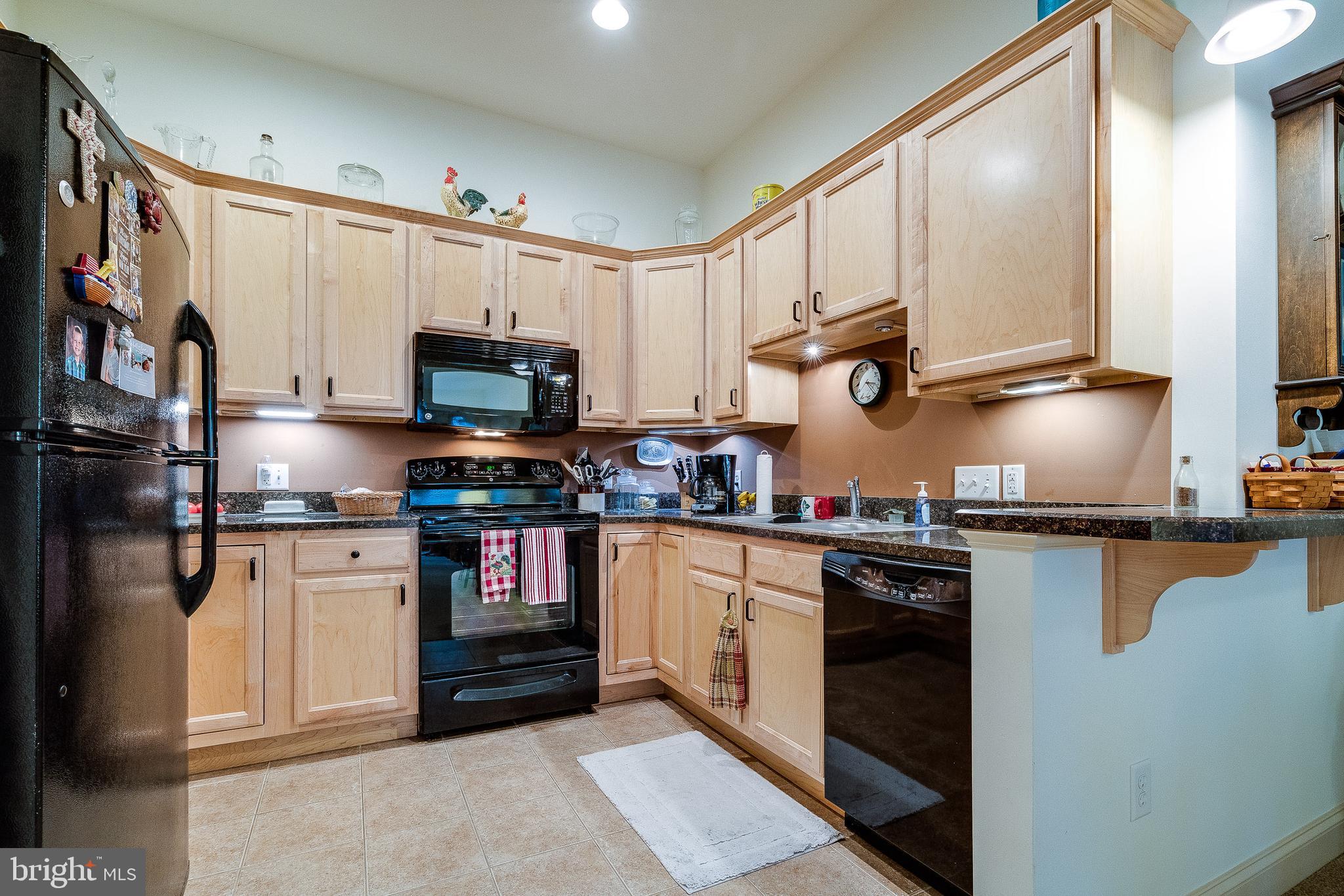 125 East Main Street, Unit B Lititz, PA 17543 - Photo 10 of 28