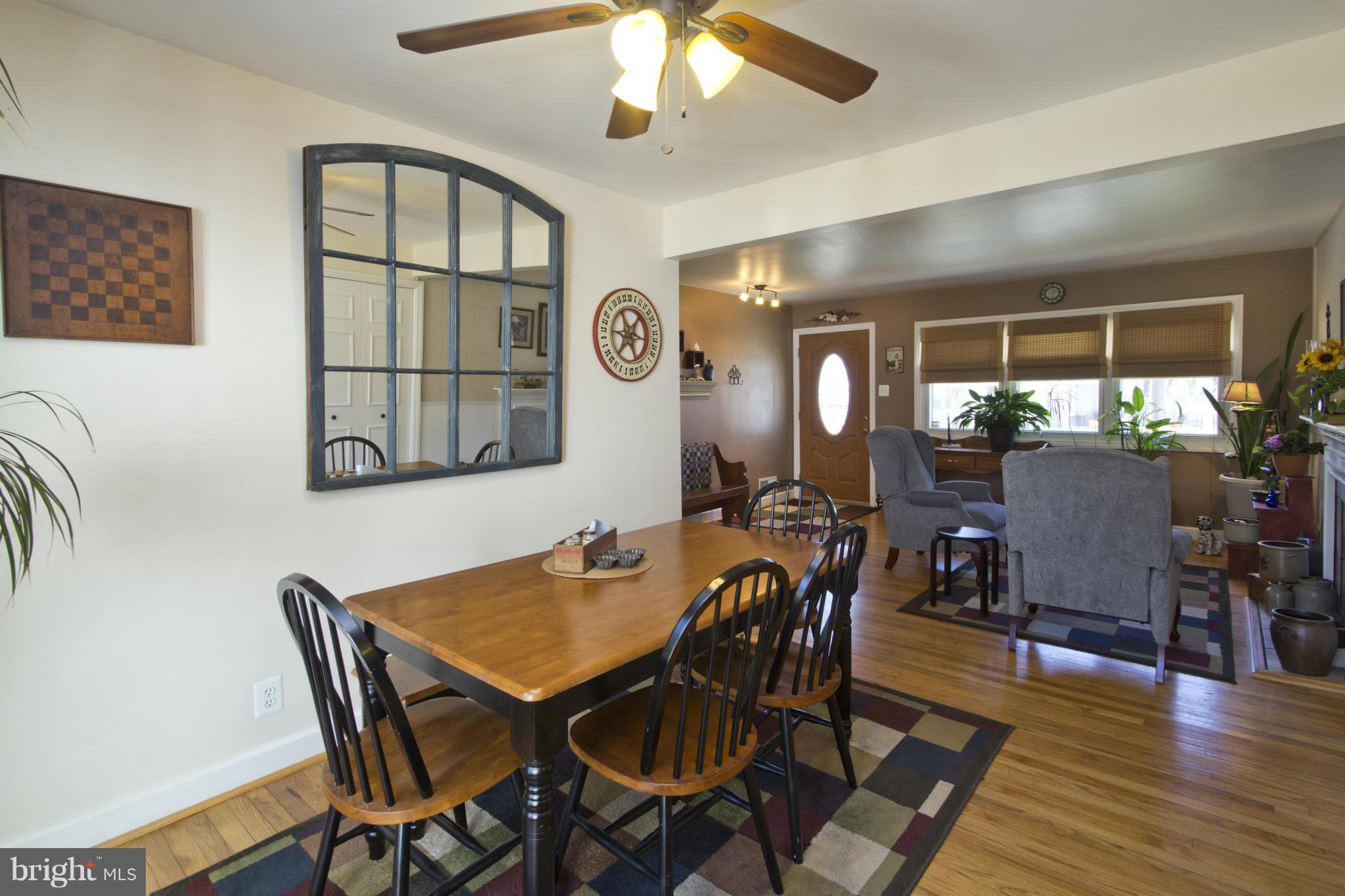 1459 Grandview Road Arnold, MD 21012 - Photo 11 of 30 Dining Room
