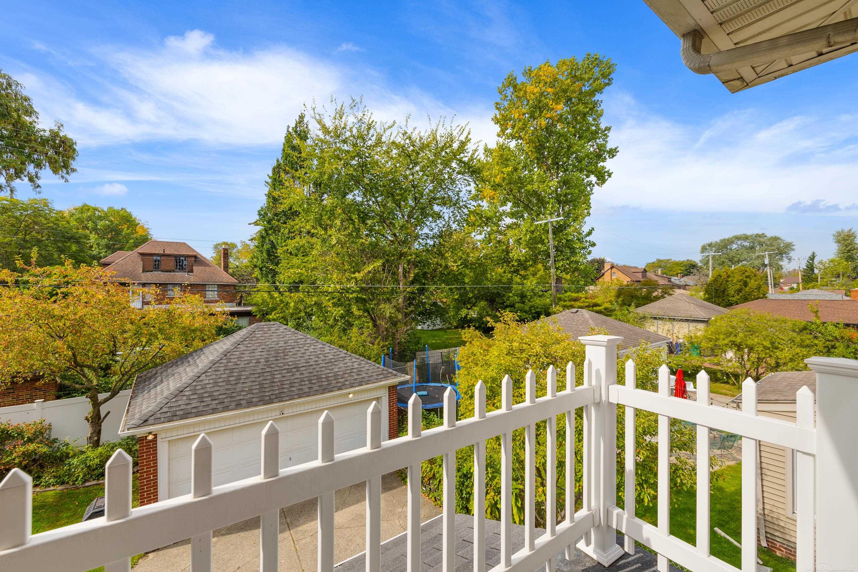 1371 Bedford Road Grosse Pointe Park, MI 48230 - Photo 40 of 44