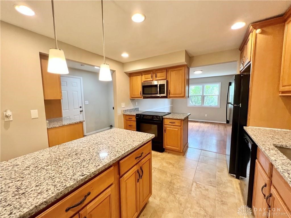 6101 Marshall Road Centerville, OH 45459 - Photo 7 of 37 Gallery Image 7