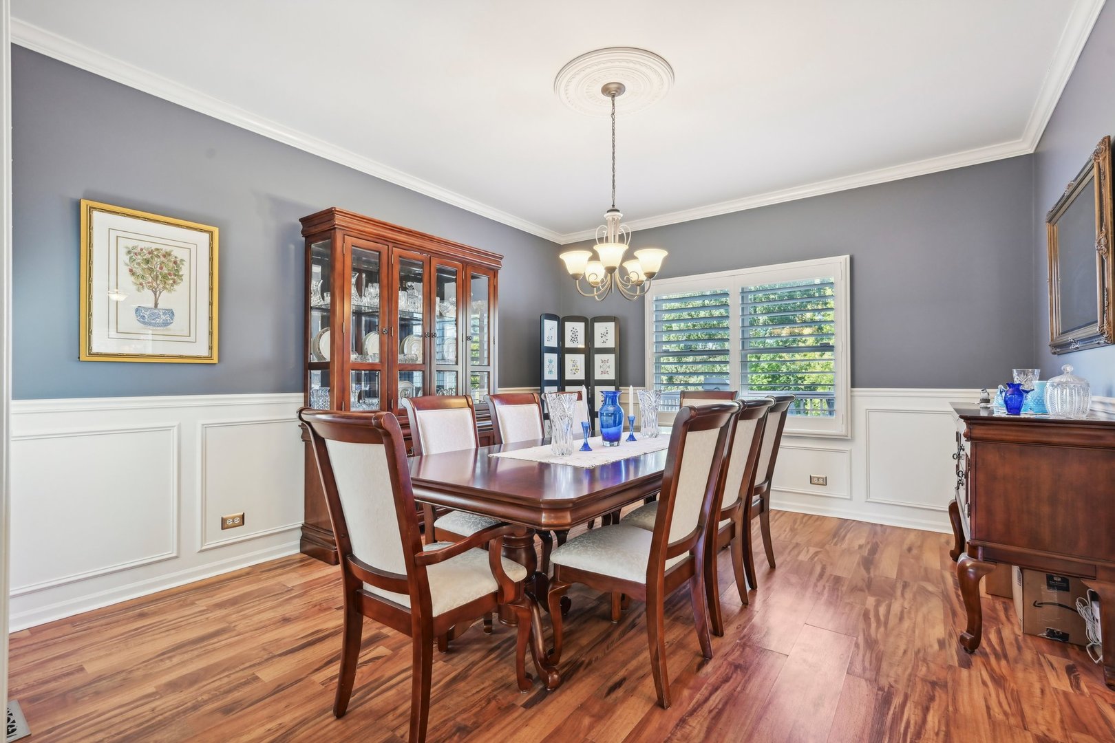 14N599 Timber Ridge Drive Elgin, IL 60124 - Photo 8 of 51 a view of a dining room with furniture window and wooden floor