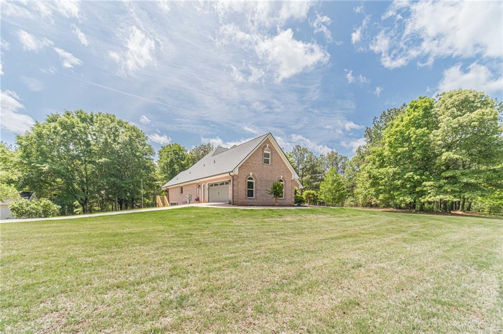 4415 Locklin Road Monroe, GA 30655 - Photo 11 of 79