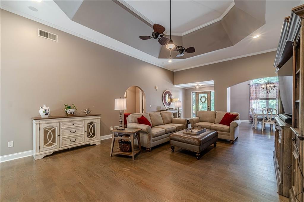 4415 Locklin Road Monroe, GA 30655 - Photo 3 of 36