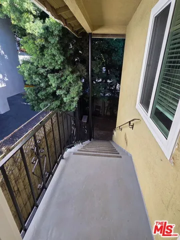 $3,099 | 920 Westbourne Drive, Unit 10, West Hollywood, CA 90069