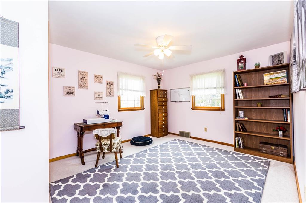 220 Beech Road Pittsburgh, PA 15239 - Photo 12 of 24