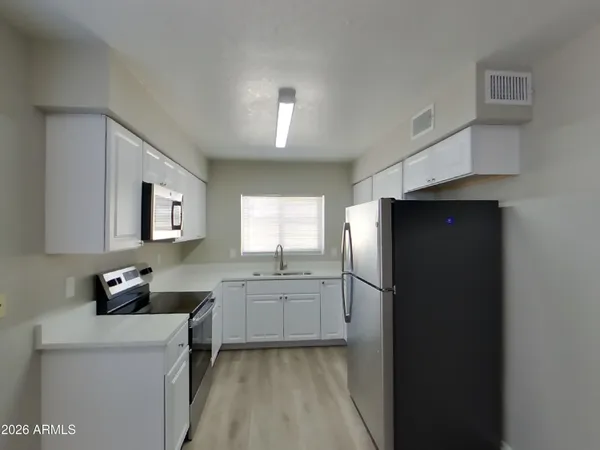 $2,209 | 6826 West Cholla Street, Peoria, AZ 85345