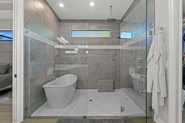 $1,275,000 | 2818 Old Burnt Store Road North, Cape Coral, FL 33993