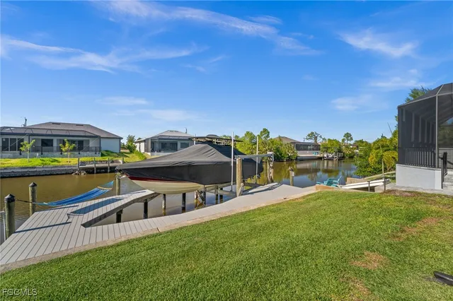 $1,275,000 | 2818 Old Burnt Store Road North, Cape Coral, FL 33993