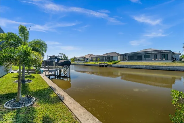 $1,275,000 | 2818 Old Burnt Store Road North, Cape Coral, FL 33993