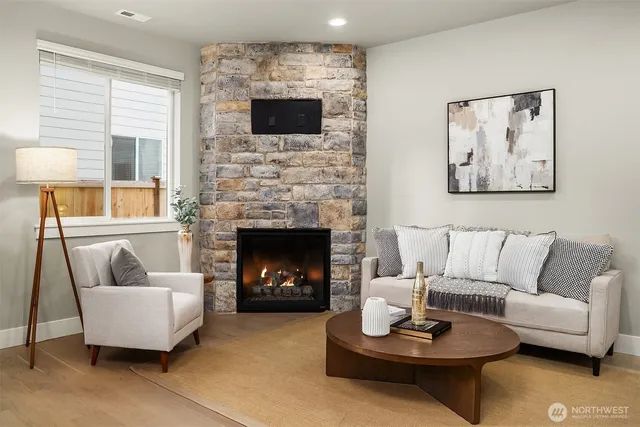 $1,149,950 | 22210 80th Avenue West, Edmonds, WA 98026