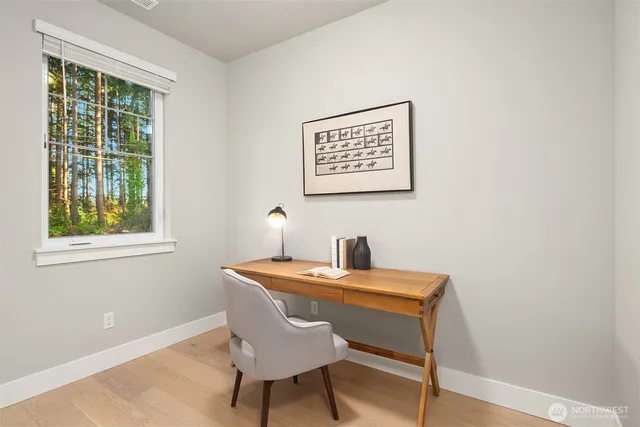 $1,149,950 | 22210 80th Avenue West, Edmonds, WA 98026