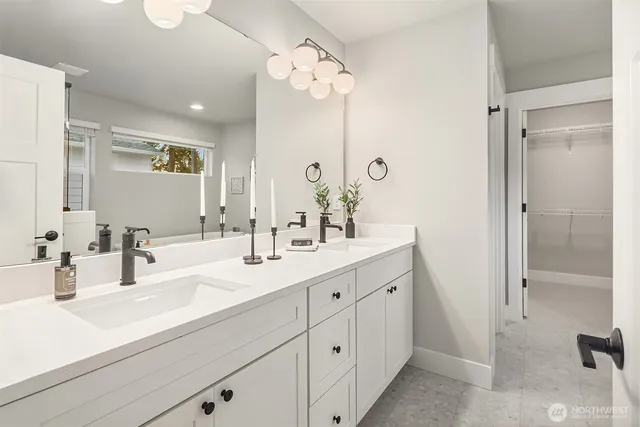 $1,149,950 | 22210 80th Avenue West, Edmonds, WA 98026