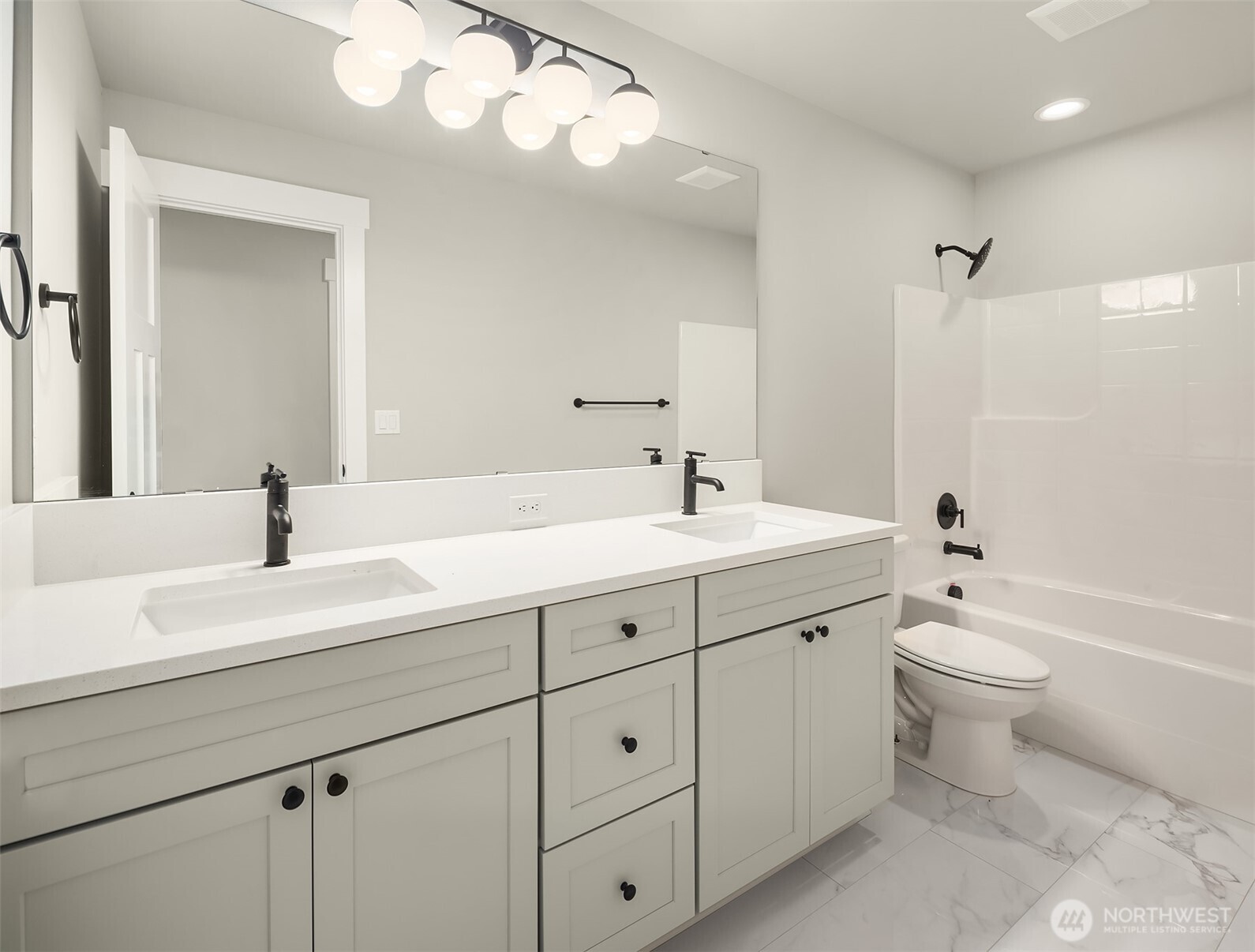 22210 80th Avenue West Edmonds, WA 98026 - Photo 27 of 33