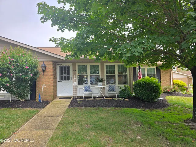 $259,900 | 83 B Cambridge Circle, Manchester Township, NJ 08759