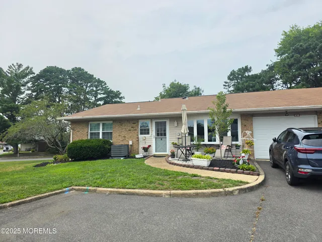 $259,900 | 83 B Cambridge Circle, Manchester Township, NJ 08759