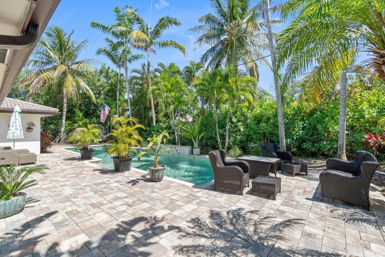 800 Southwest 5th Street Boca Raton, FL 33486 - Photo 33 of 37 Exterior Back