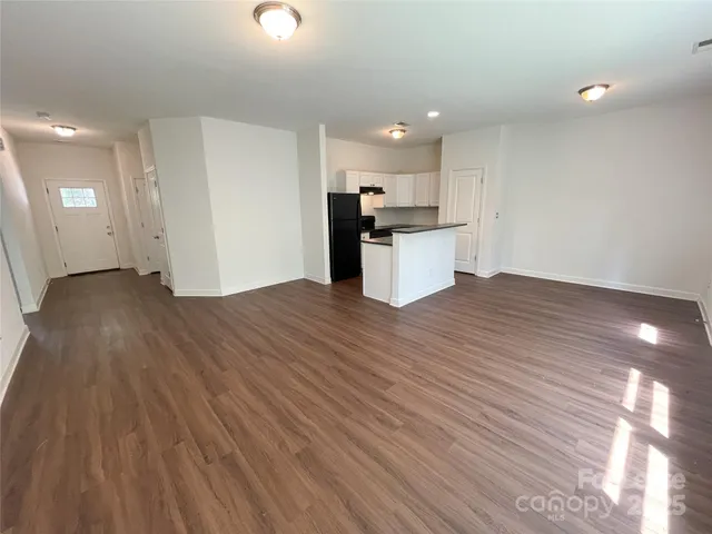 $1,869 | 7928 East Lane Drive, Charlotte, NC 28212