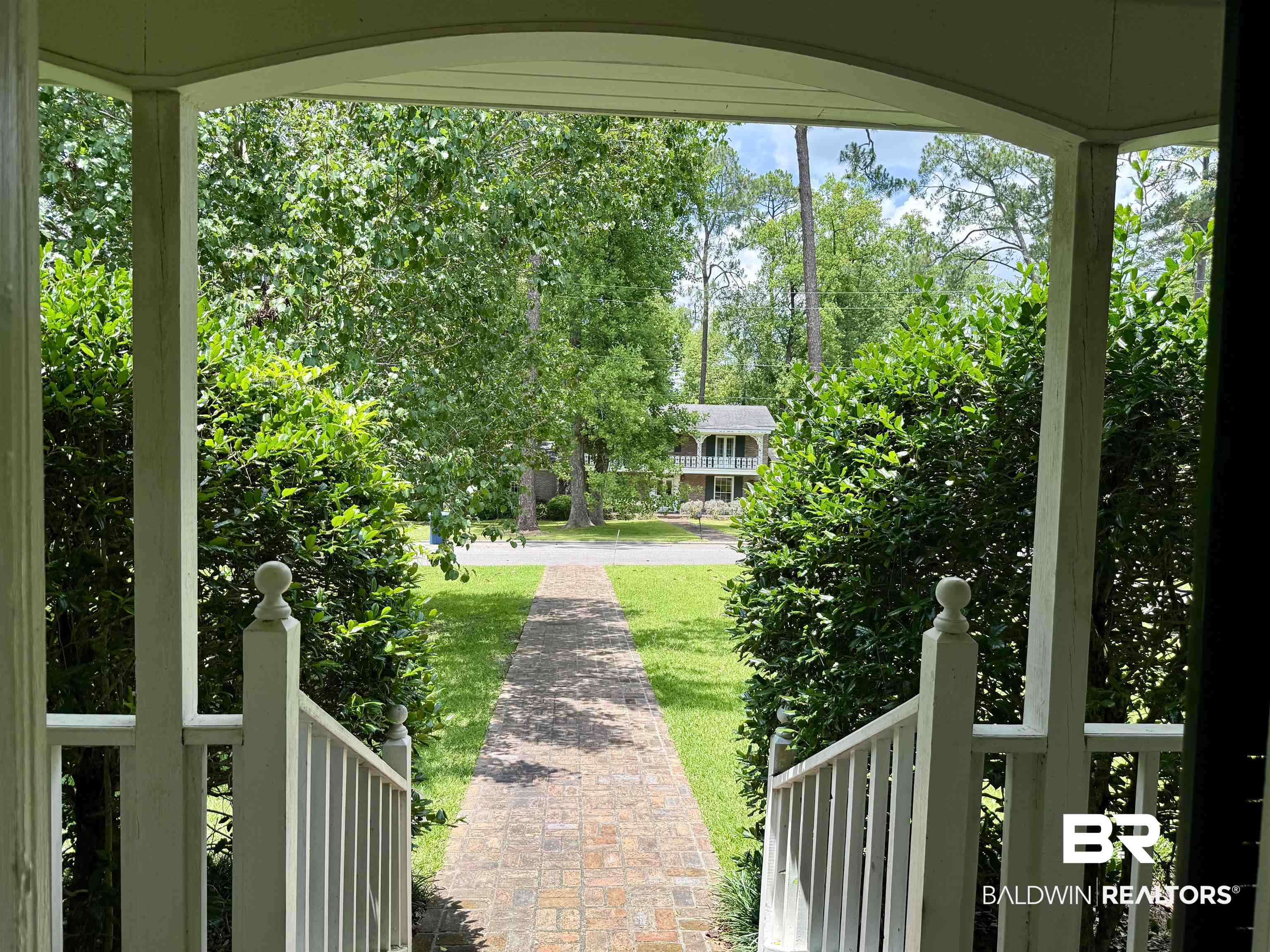 1412 Poplar Avenue Brewton, AL 36426 - Photo 3 of 32 View of yard