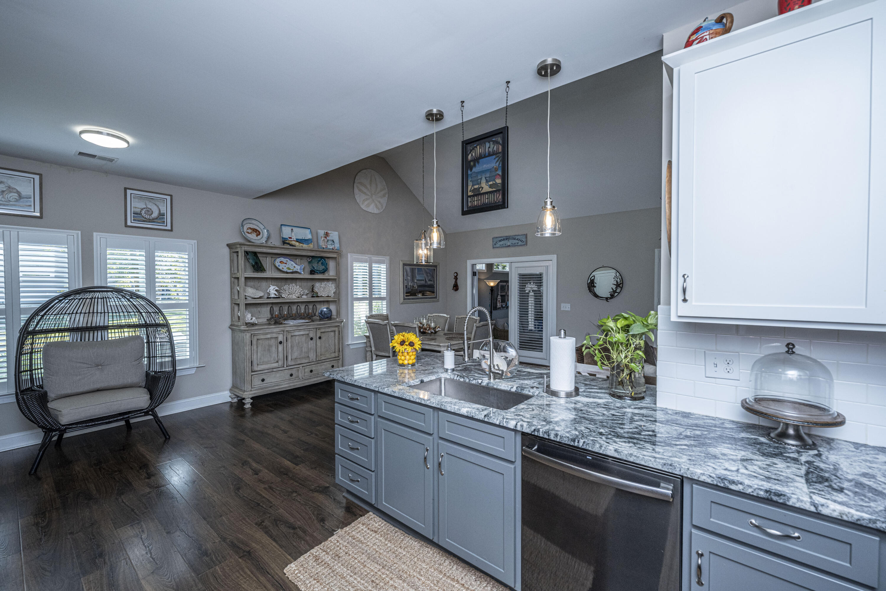 5843 Yellow Dog Road Ravenel, SC 29470 - Photo 14 of 52 Stunning Granite