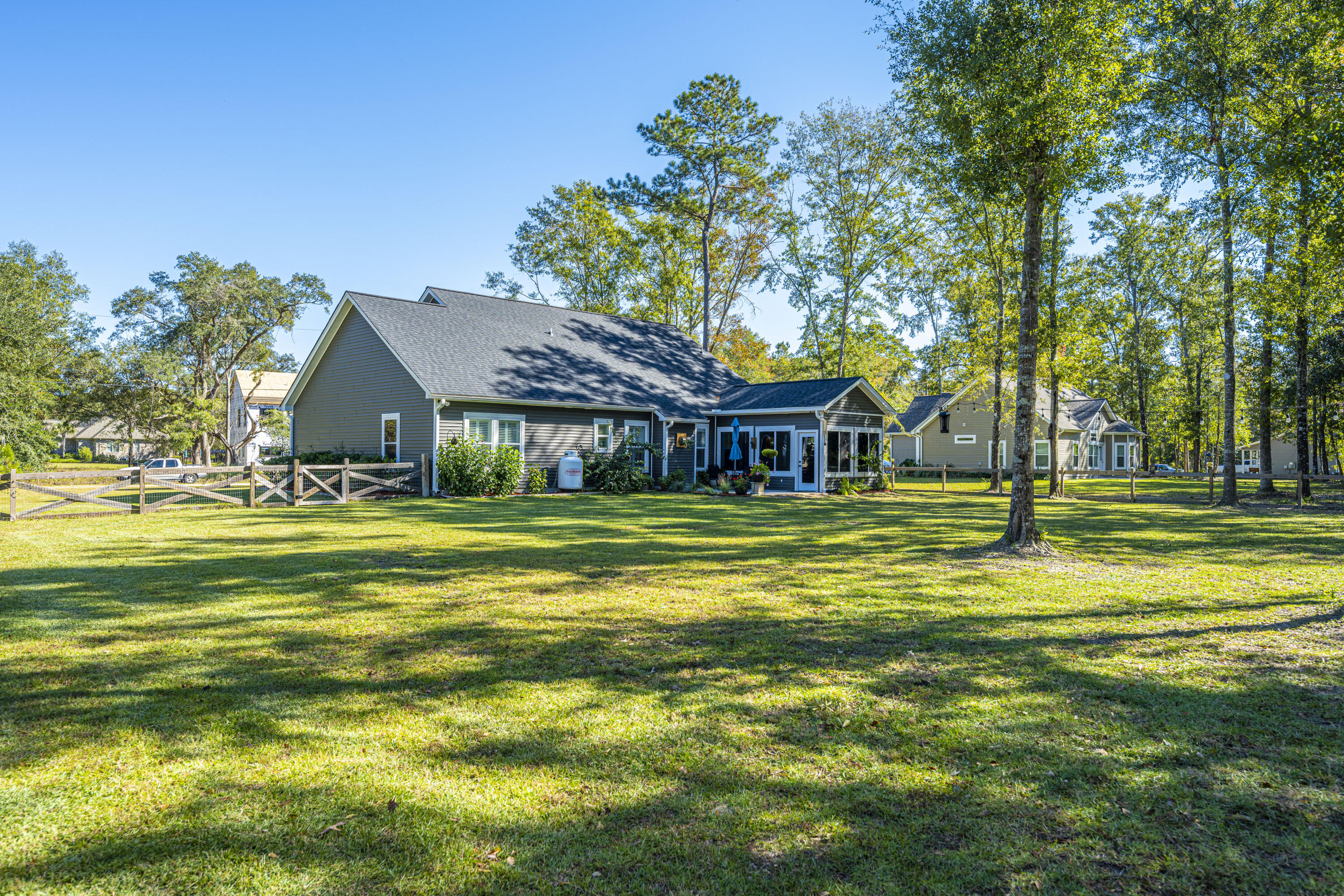 5843 Yellow Dog Road Ravenel, SC 29470 - Photo 40 of 52 Beautifully Maintained