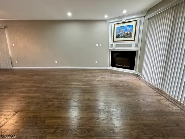 $3,150 | 1691 Stuyvesant Avenue, Unit B, Union, NJ 07083