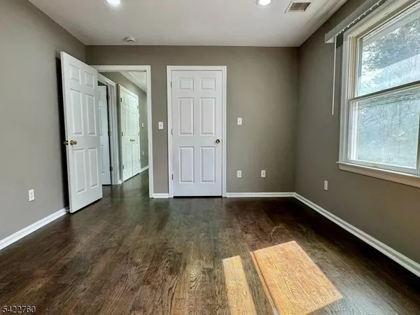 $3,150 | 1691 Stuyvesant Avenue, Unit B, Union, NJ 07083